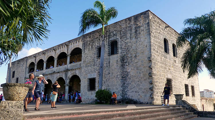 santo domingo szoveg kozott02