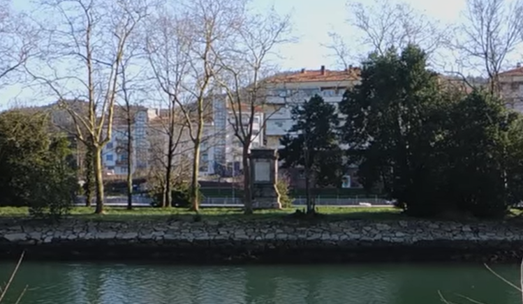 Fácánok szigete emlékoszlop