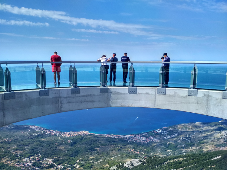 Biokovo kilátó3