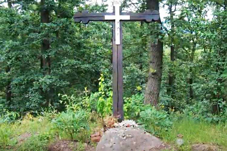 nagyloc jezuslabnyoma