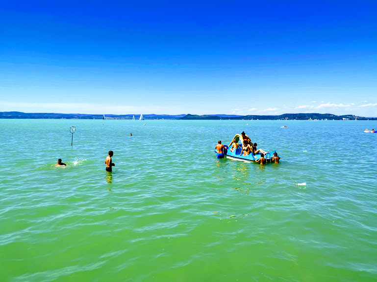 Balatoni strandolás1