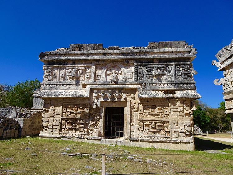 Chichen Itza szoveg kozott02
