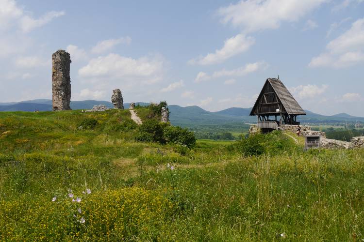 Nógrádi várrom 1