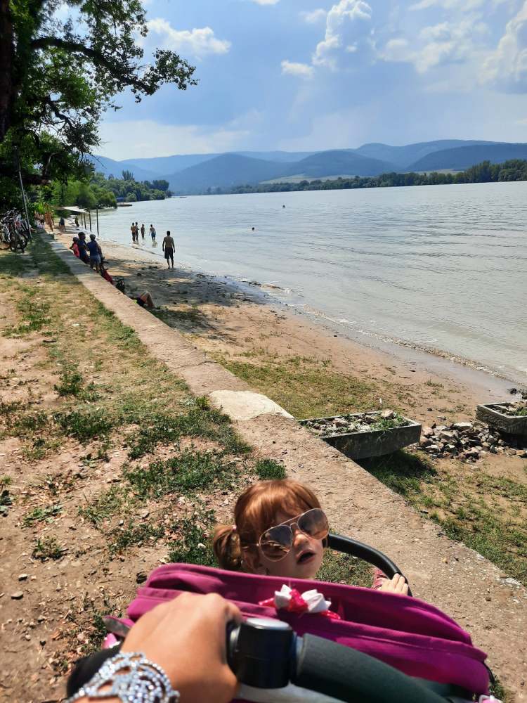 babakocsival a dunakanyarban