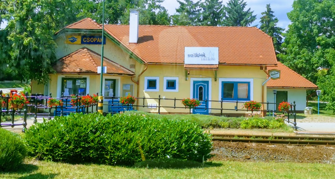 csopak állomás