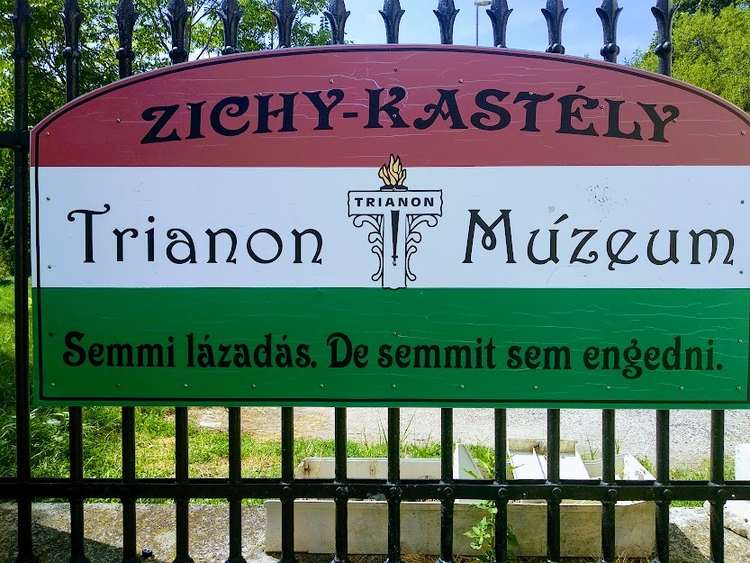 trianon múzeum 1