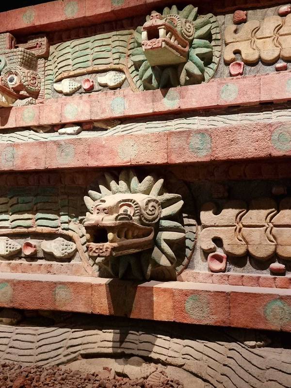 Tollas Kígyó temploma Teotihuacánbanjpg