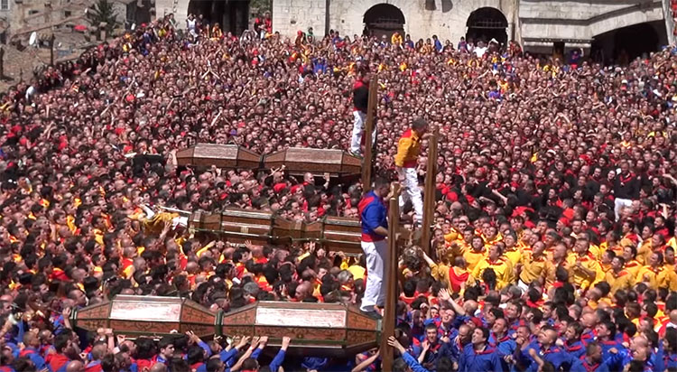 gubbio szoveg kozott02