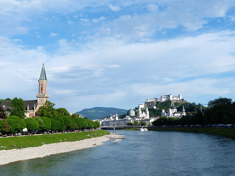 salzburg top 10 szoveg kozott