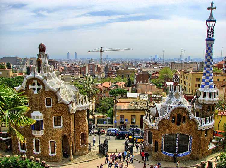gaudi barcelona 01