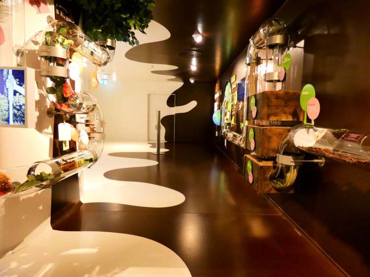 svajc csokigyar 2 kepem P2050868 Brigitta K. Riebel