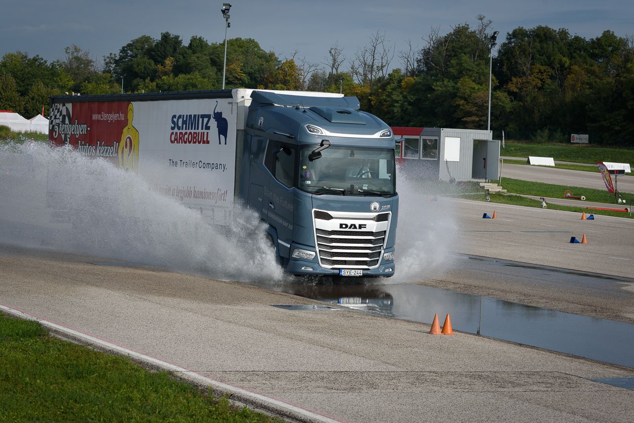 kamion teszpályán 1